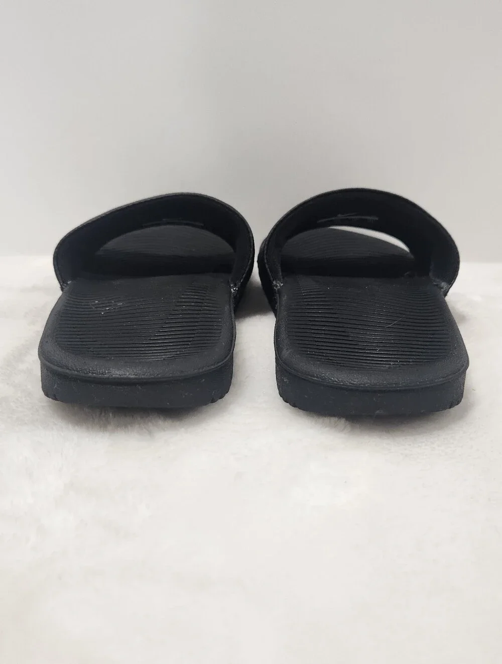 Nike Kawa Black White Slide Sandals Big Kids Size 3Y Unisex